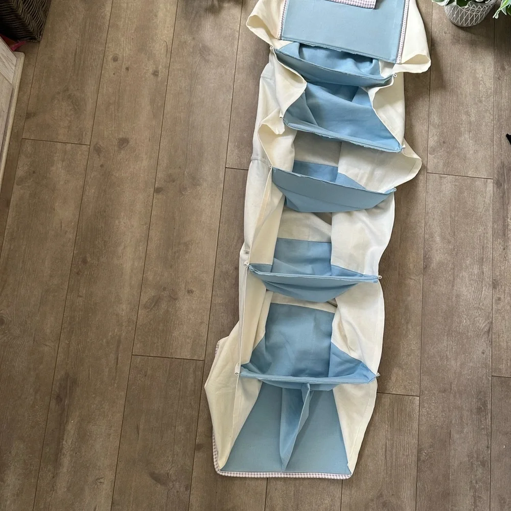 Blue Hanging 7 Cube Closet Organizer + Metal Hanger